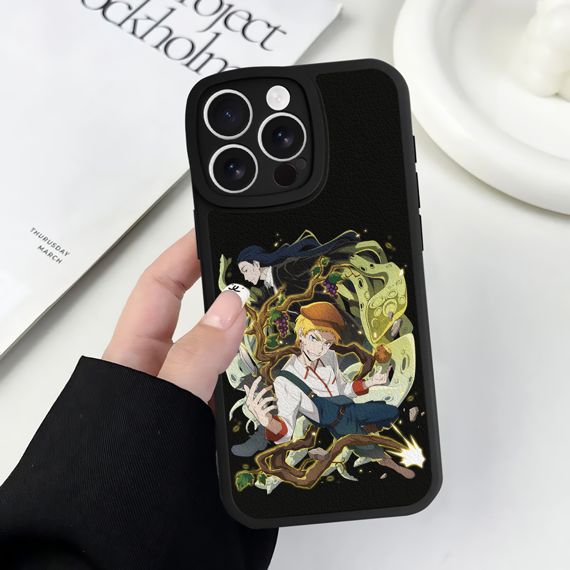 （画像用） 文豪ストレイドッグス Bungo Stray Dogs 【iPhone 16シリーズ対応】シリコンスマホケース（レザー調） 材質：シリコン